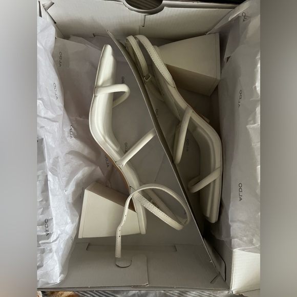 White Heels - Picture 1 of 1